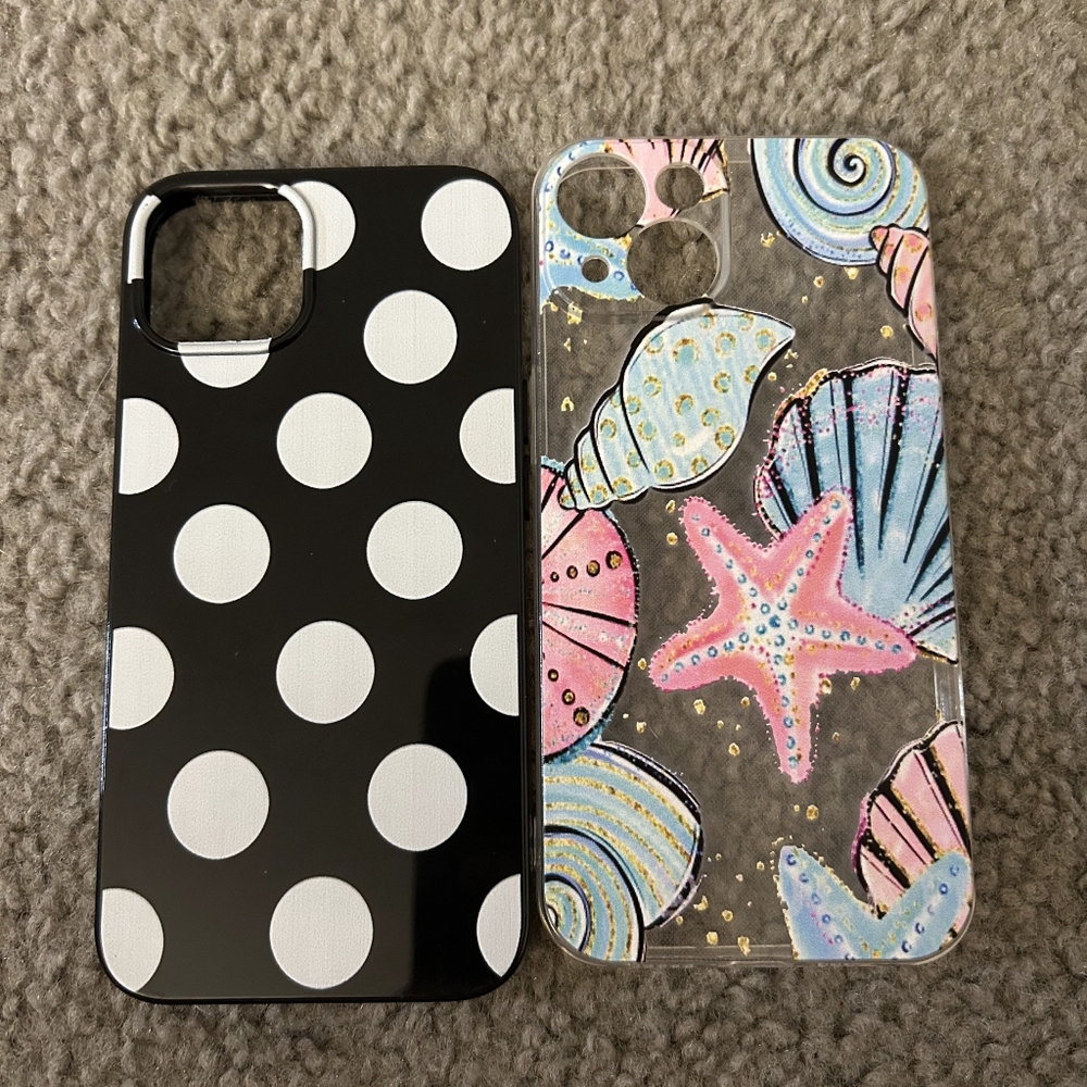2 IPhone 14 cases